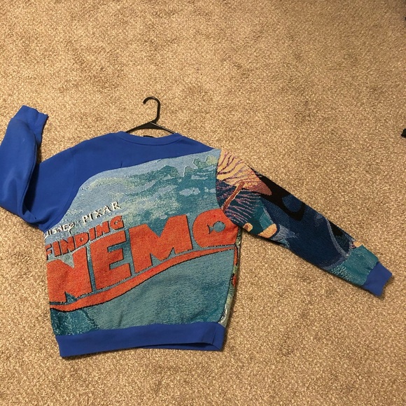 Nike x Finding Nemo reworked sweatshirt - Picture 2 of 2
